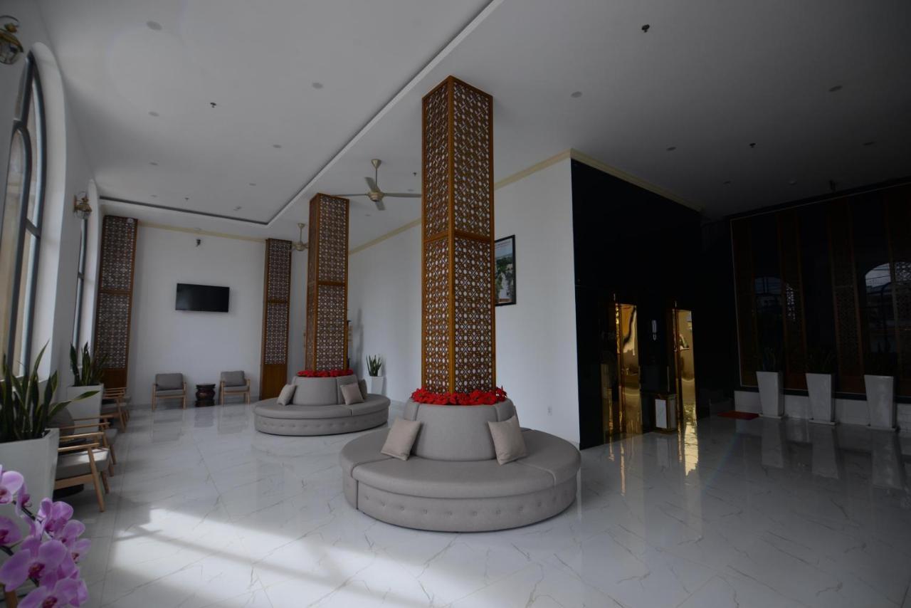 Que Toi Hotel Soc Trang Buitenkant foto